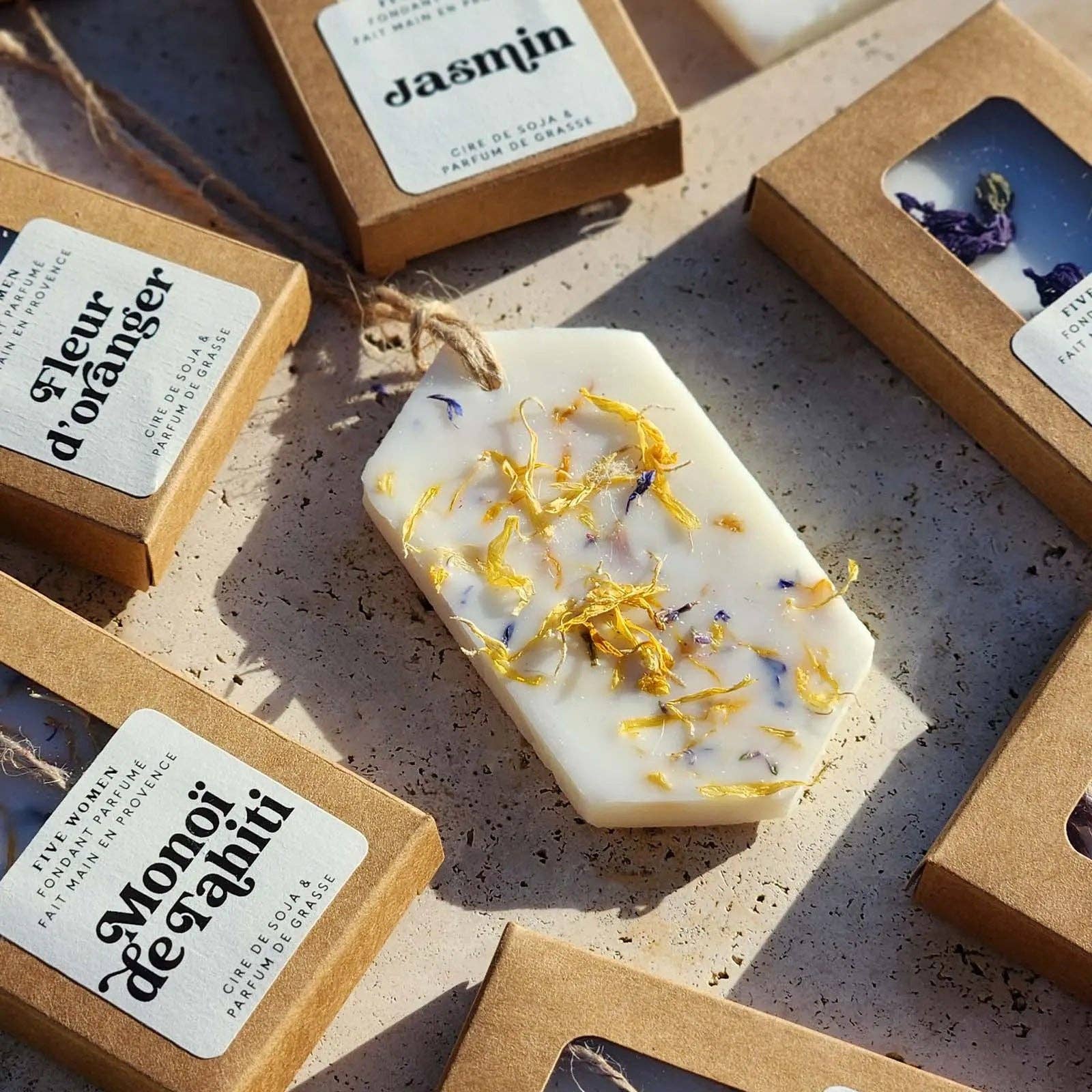 Suspension de cire parfumée - Monoï de Tahiti