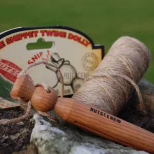 NUTSCENE – Snippet Twine Dolly (coupe-ficelle à porter)